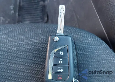 2021 Toyota Corolla Le z USA, uszkodzony, nr VIN 5YFEPMAE5MP183801